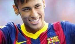 李璇爆料足球明星视频,揭秘球场背后的故事